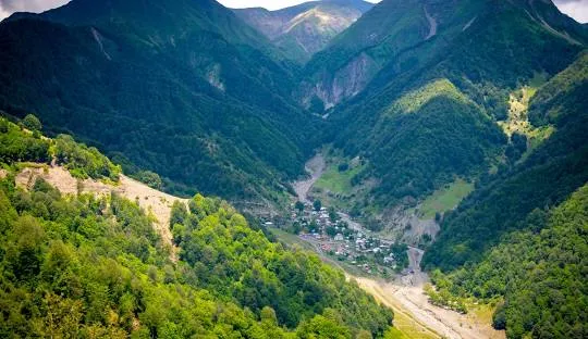 Azerbaijan Spring Package (5)